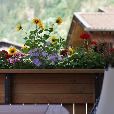 Berg' & Bluamen Appartements Stubai Neustift im Stubaital Exteriör bild